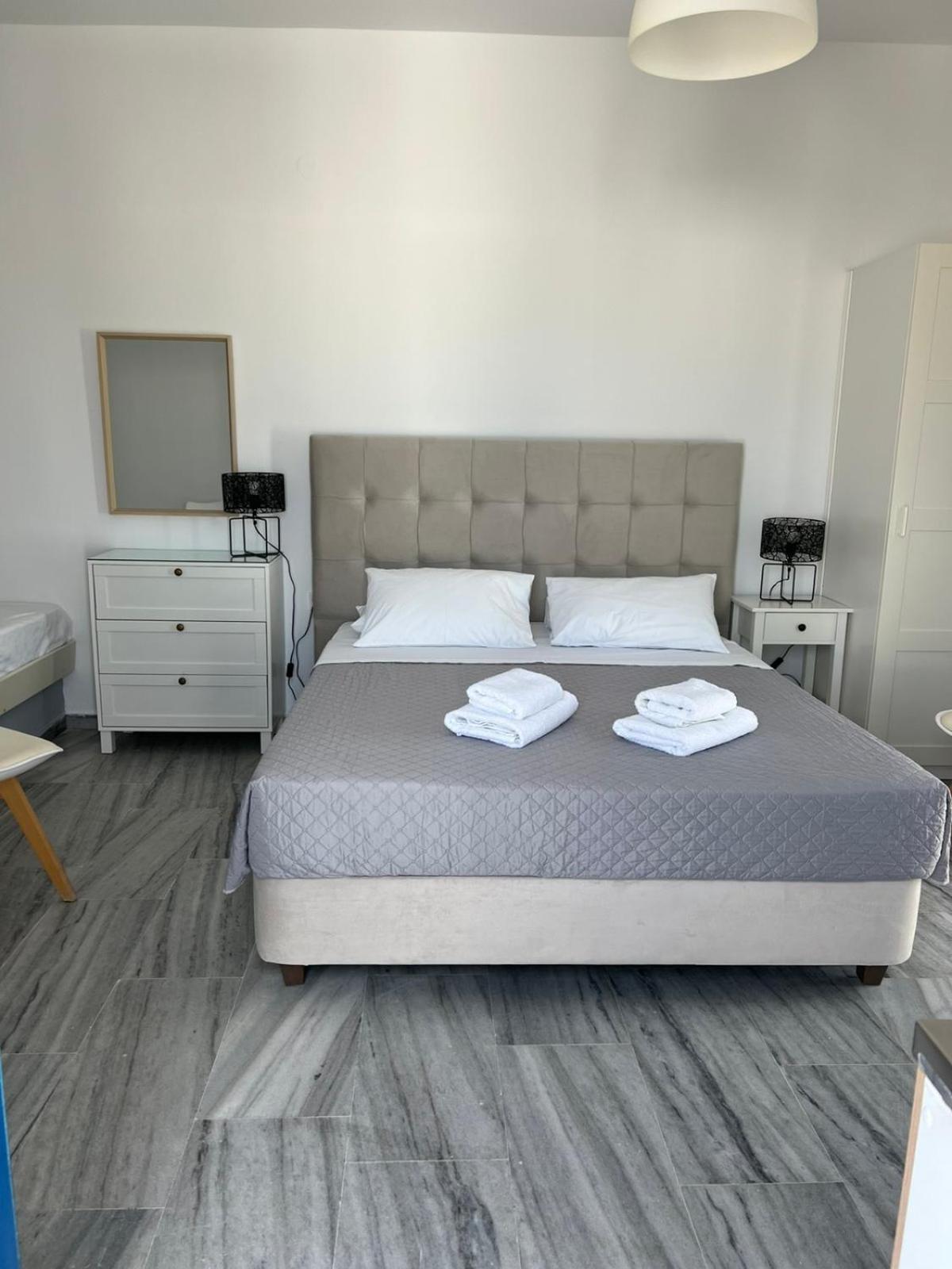 Athina'S Blue Studios Zambujeira do Mar Dış mekan fotoğraf